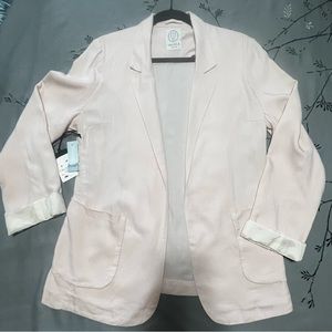 NWT Talula Kent Blazer Size 10 from Aritzia